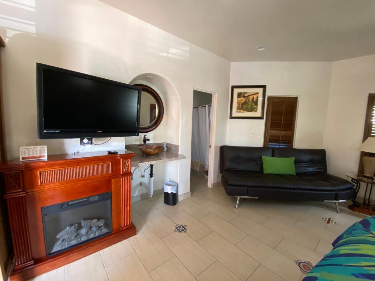 Villa Rosa Inn Santa Barbara Bagian luar foto