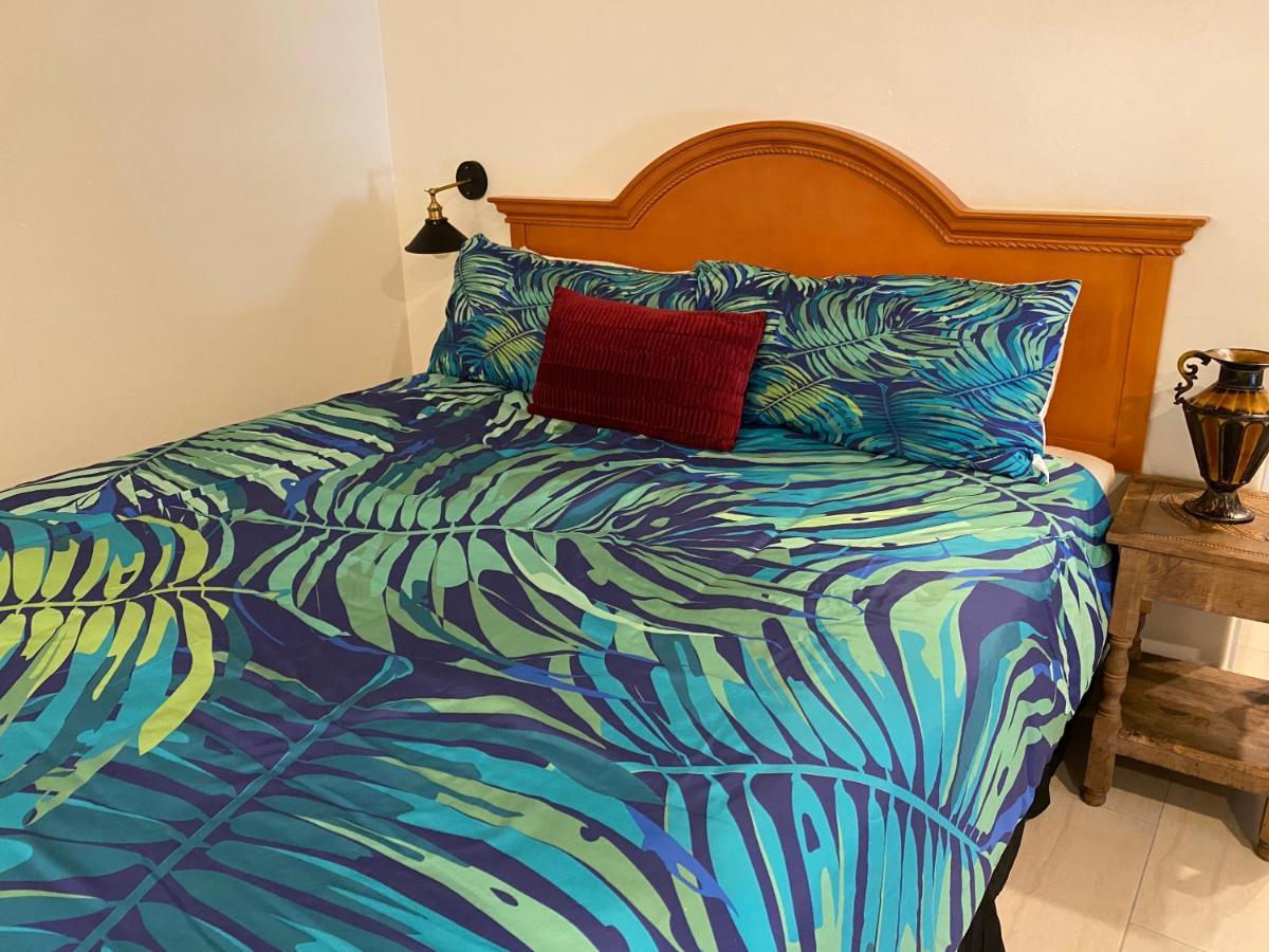 Villa Rosa Inn Santa Barbara Bagian luar foto